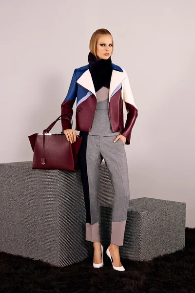 Look 10